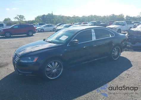 2014 Volkswagen Passat 1.8T Wolfsburg Edition from USA, damaged, VIN 1VWAT7A35EC023001